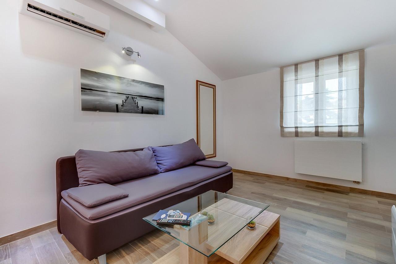 House Baumgarten Mali Lošinj Esterno foto